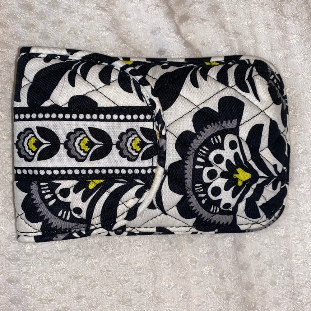 vera bradley phone purse